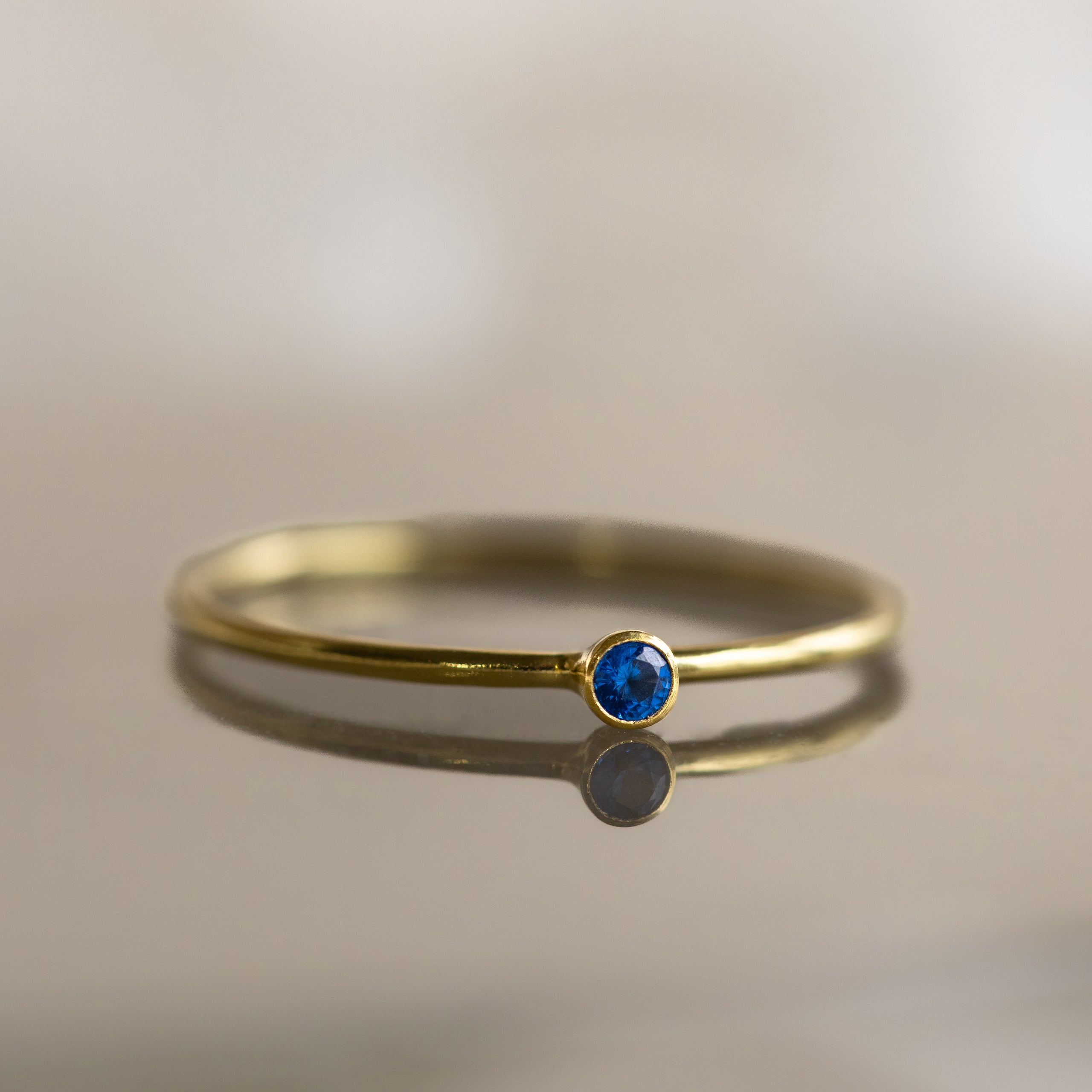 Sweet Charm: The Tiny Birthstone Ring 18K Gold